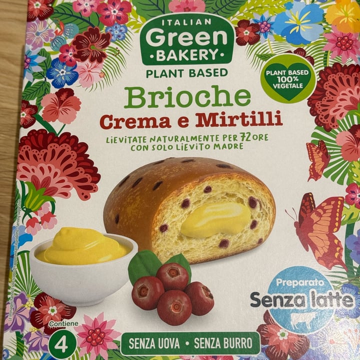 photo of italian green bakery Brioche Crema E Mirtilli shared by @silvycindy on  18 Nov 2023 - review