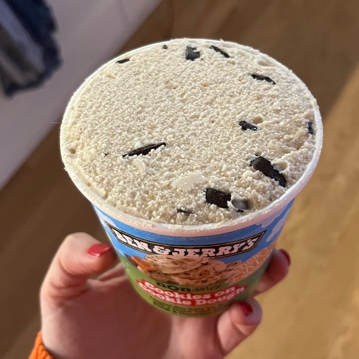 photo of Ben & Jerry's Cookies On Cookie Dough Non-Dairy Ice Cream shared by @pattini on  01 May 2024 - review