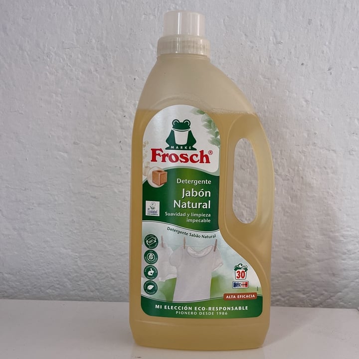 photo of Frosch Detergente Jabón Natural shared by @azabachepeluda on  08 May 2024 - review
