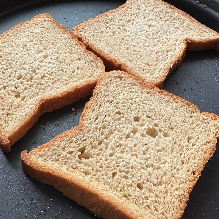 photo of The Health Factory Zero Maida Bread 100% Whole Wheat shared by @veganosaurus on  16 Sep 2025 - review
