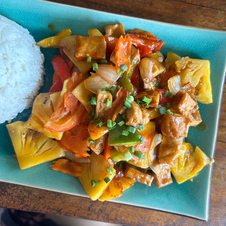 photo of Robinson Bungalows Cha Chu Aim with Tofu shared by @tiascaz on  23 Apr 2024 - review