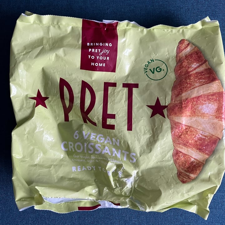 photo of Pret 6 Vegan Croissants shared by @lestroismoutier on  15 Feb 2024 - review