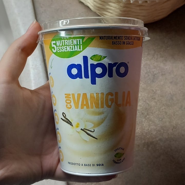 photo of Alpro soya yogurt vaniglia shared by @sputnjk on  09 Oct 2025 - review