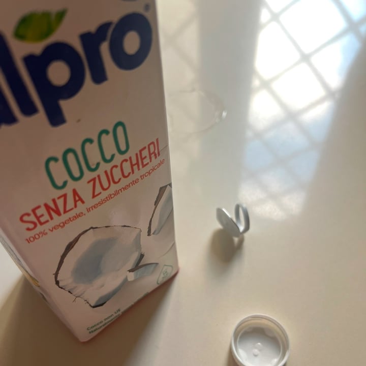 photo of Alpro Latte di Cocco Senza Zuccheri Aggiunti shared by @lauradeluca on  06 Oct 2025 - review