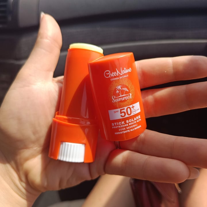 photo of Green nature Cosmesi Naturale Stick Solare Trasparente shared by @azaholmes01 on  29 Aug 2025 - review