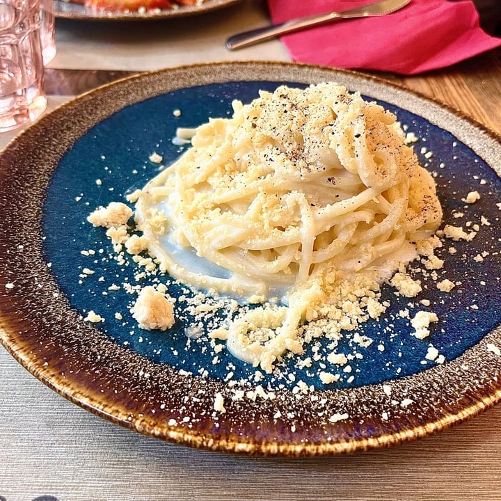 photo of Rifugio Romano Cacio e pepe vegan shared by @seitanista on  06 Sep 2024 - review