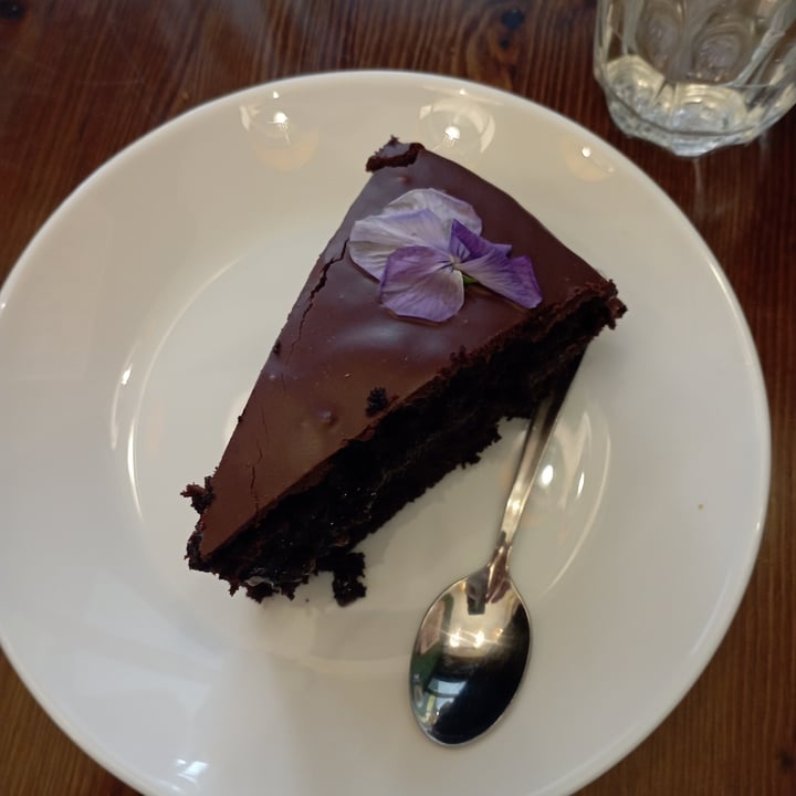 photo of ZEM Vegan Bistrot torta Sacher shared by @theramengirl on  30 Mar 2024 - review