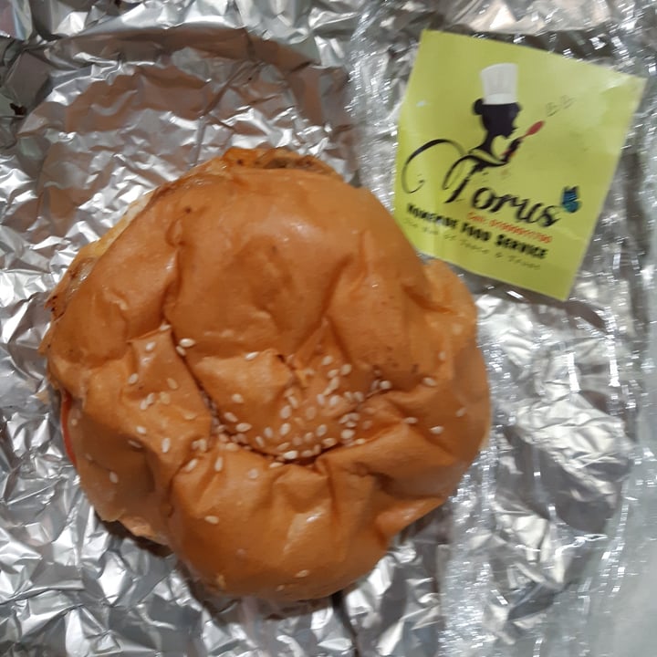 photo of Torus Vegan Vegan burger shared by @henroosterlover83 on  15 Jul 2024 - review