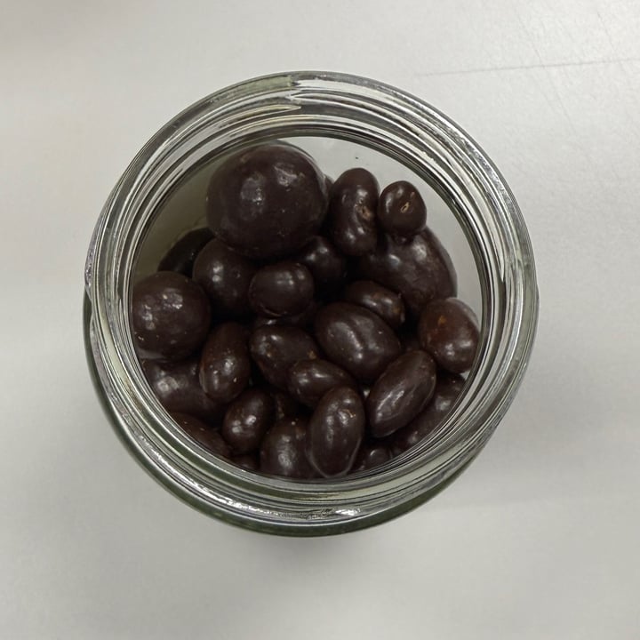 photo of Scoop Wholefoods Super berries Dark Chocolate shared by @belovedtoad09 on  08 Oct 2025 - review