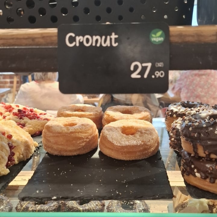 photo of Backstube Tromsø Cronut shared by @monica86 on  28 Sep 2025 - review