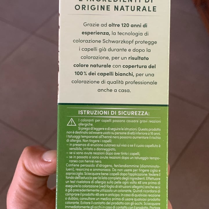 photo of Schwarzkopf Natural & Easy shared by @giulia1984 on  06 May 2024 - review