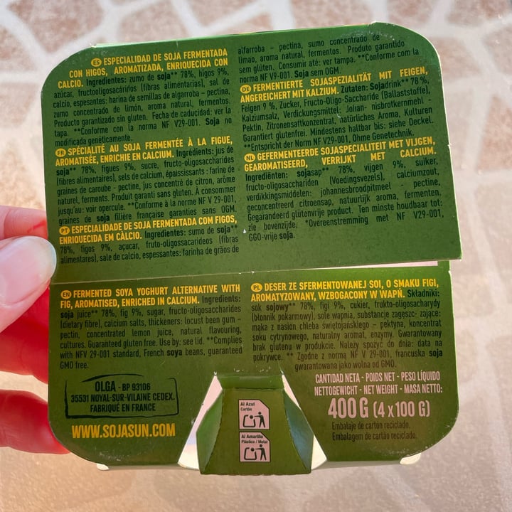 photo of Sojasun Yogur de soja con trozos de higo shared by @pauladelriver on  15 Aug 2025 - review
