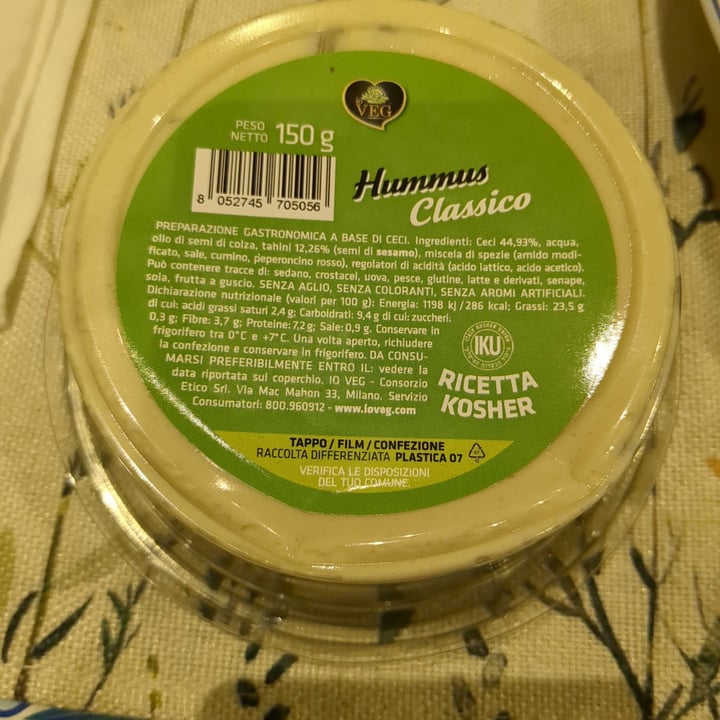 photo of ioVEG hummus classico shared by @chiaraabillion on  02 Mar 2024 - review