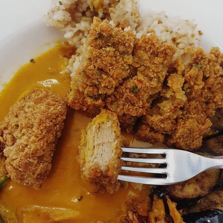 photo of 비건레스토랑 옐라(YELLA) vegan curry shared by @robertabi on  23 Nov 2024 - review