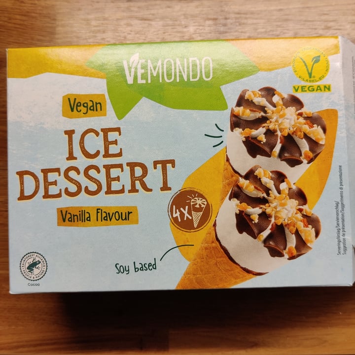 photo of Vemondo vegan ice dessert vanilla flavour shared by @enkelvegan on  04 Jan 2024 - review
