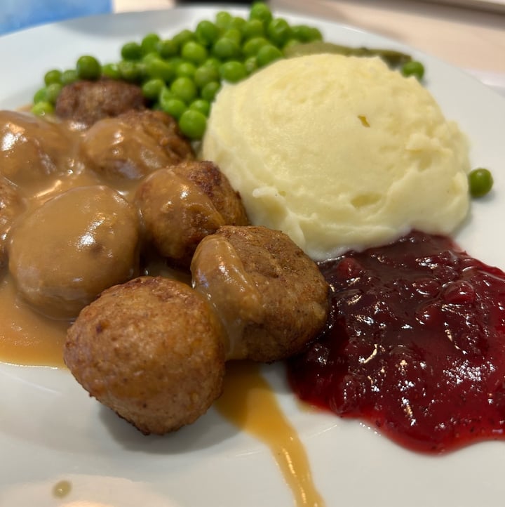 photo of IKEA Turin Polpette VegeTali e Quali shared by @al-ma on  26 Jul 2024 - review