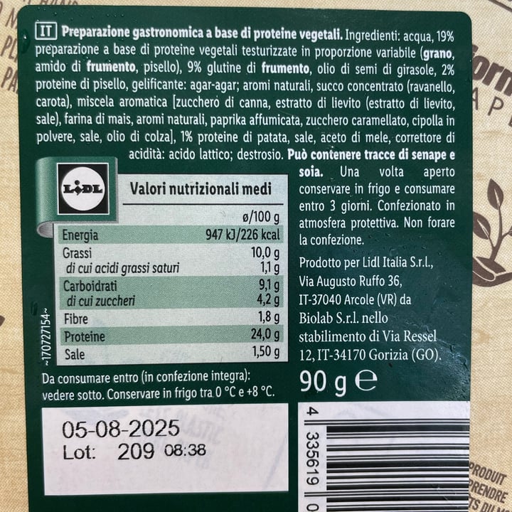 photo of Vemondo Affettato Vegetale Gusto Prosciutto Cotto shared by @tenny88 on  13 Aug 2025 - review