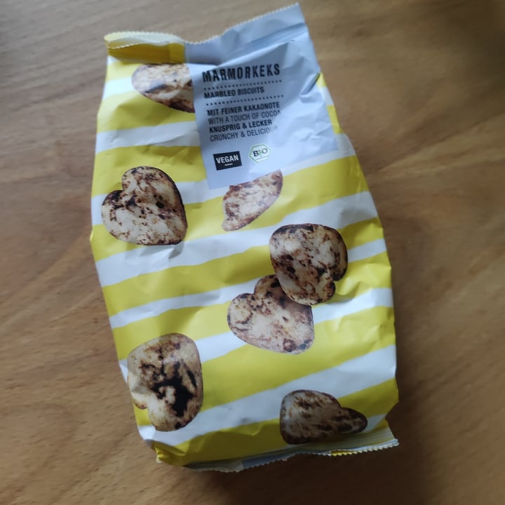 photo of Veganz Marmorkeks Marbled Biscuits shared by @lukasser on  04 Sep 2023 - review
