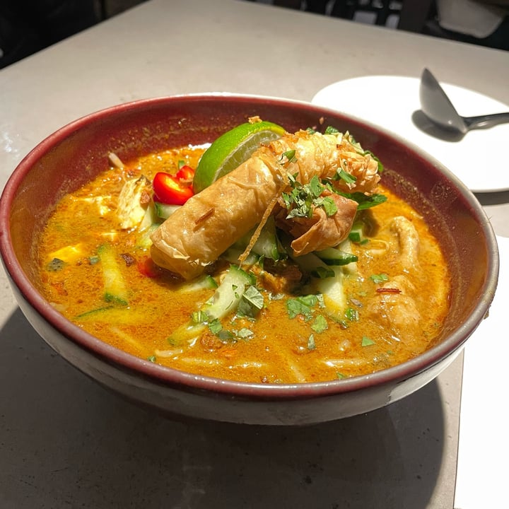photo of Laksamania Vegan Melaka Curry Laksa shared by @thumbelinasana on  14 Nov 2024 - review