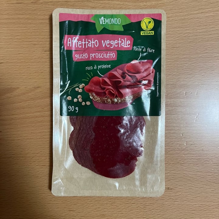 photo of Vemondo affettato vegetale gusto prosciutto shared by @ross22 on  10 Feb 2025 - review