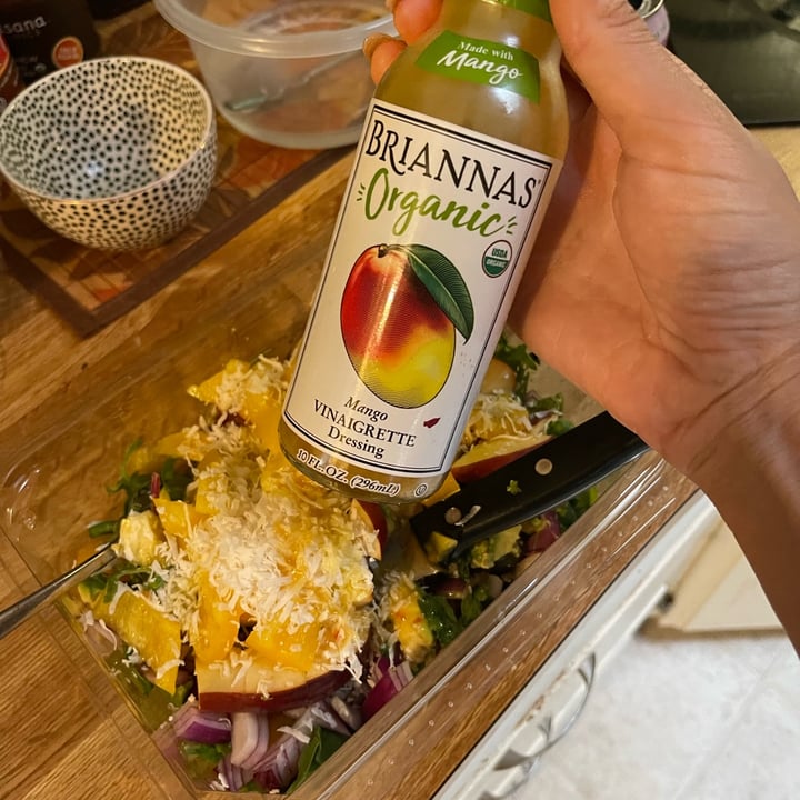 photo of Brianna's Fine Salad Dressings Briannas Organic Mango Vinaigrette Dressing shared by @its-dafne-vitch on  18 Mar 2024 - review