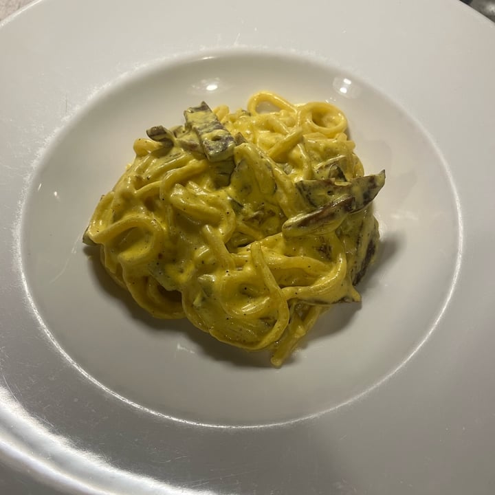 photo of Ristorante Vegano Biologico La Lanterna Bigoli alla carbonara vegetale shared by @anapalm on  25 Mar 2024 - review