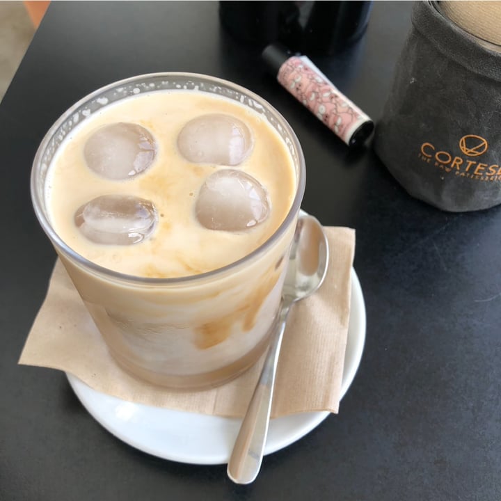 photo of Cortese Café 900 iced caffellatte shared by @frappa on  07 Dec 2023 - review
