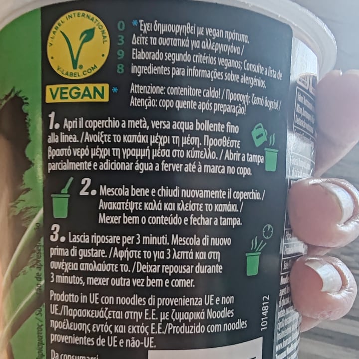 photo of Knorr asia noodles vegetable shared by @elevegansoul on  12 Mar 2025 - review