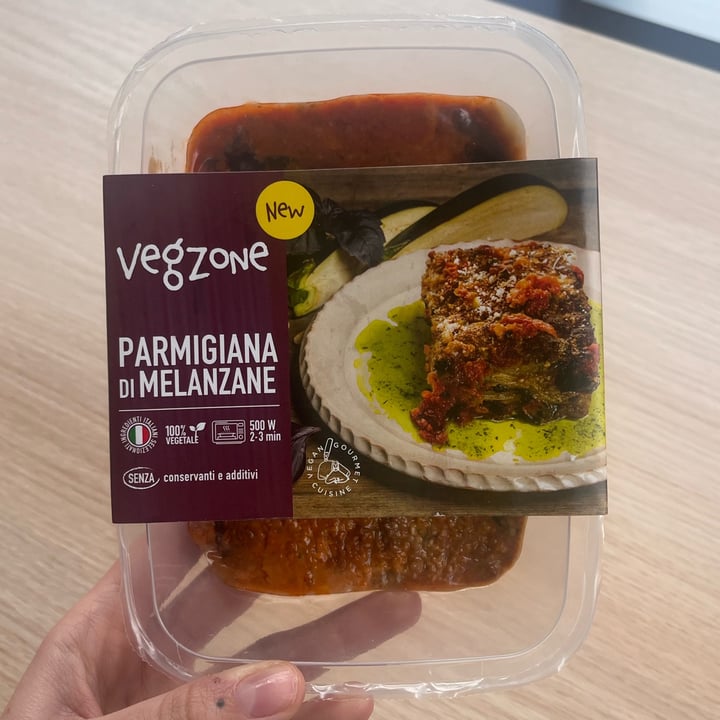 photo of Vegzone Parmigiana di melanzane shared by @giuliettaveg on  05 Apr 2024 - review