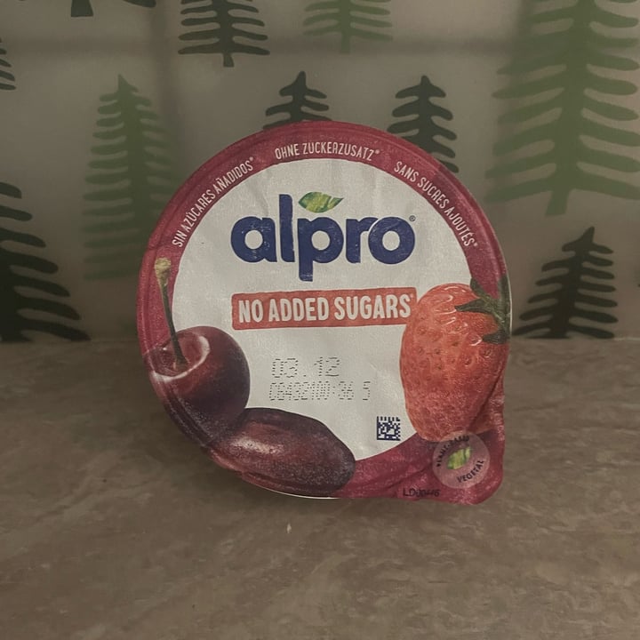 photo of Alpro natural yogurt no sugars shared by @elenaandrea on  11 Nov 2024 - review