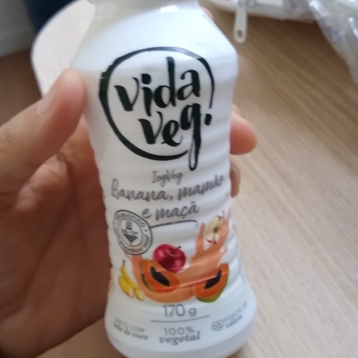 photo of Vida Veg Iogveg Banana, Mamão E Maçã shared by @ishwari on  01 Oct 2025 - review
