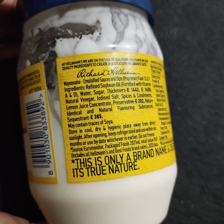 photo of Hellmann’s Real Mayonnaise shared by @vegananimallove on  05 Sep 2023 - review