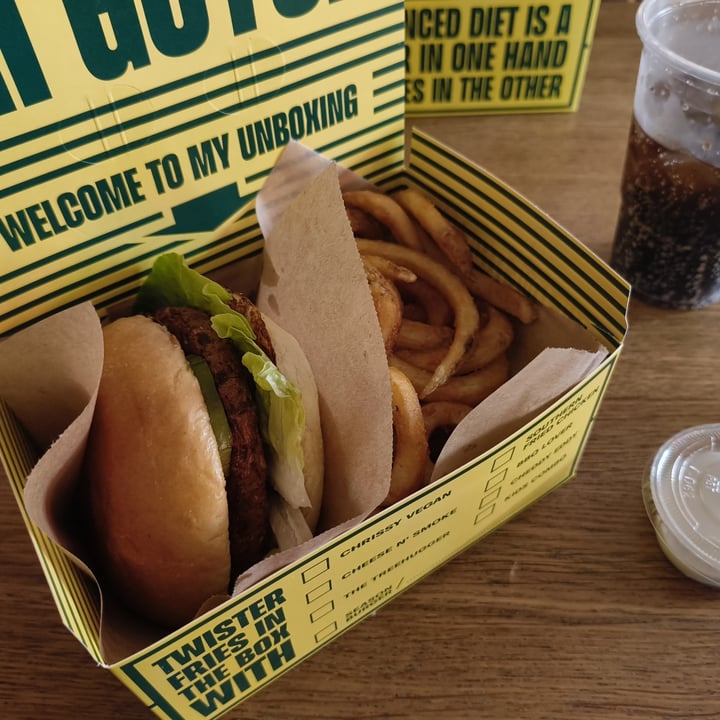 photo of Cocks & Cows Tivoli Food Hall Chrissy Vegan shared by @serenasofia on  21 Sep 2025 - review