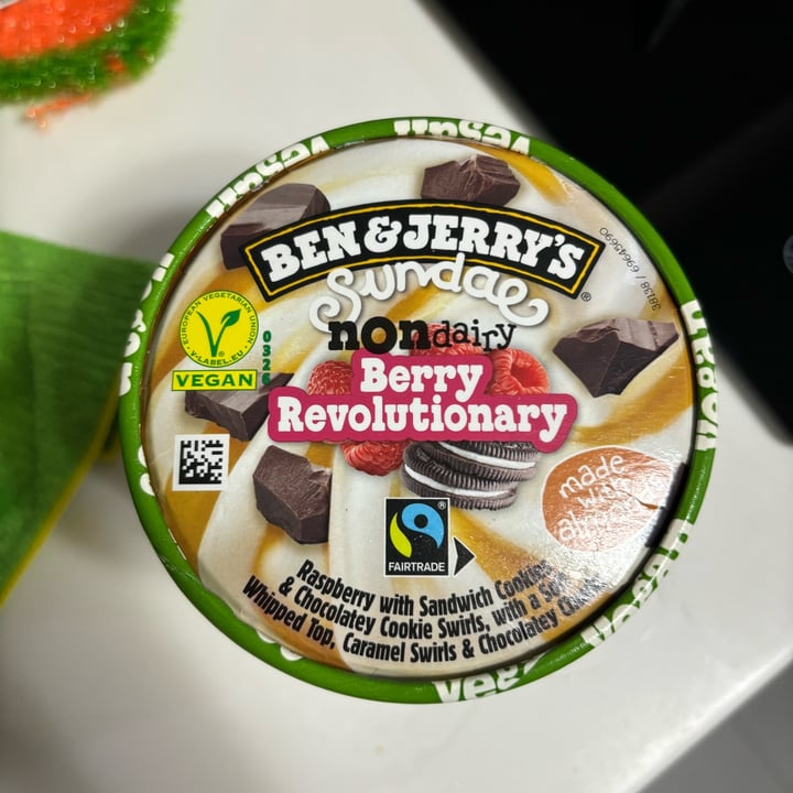 photo of Ben & Jerry's Berry sundae shared by @gxlsxy on  24 Mar 2024 - review