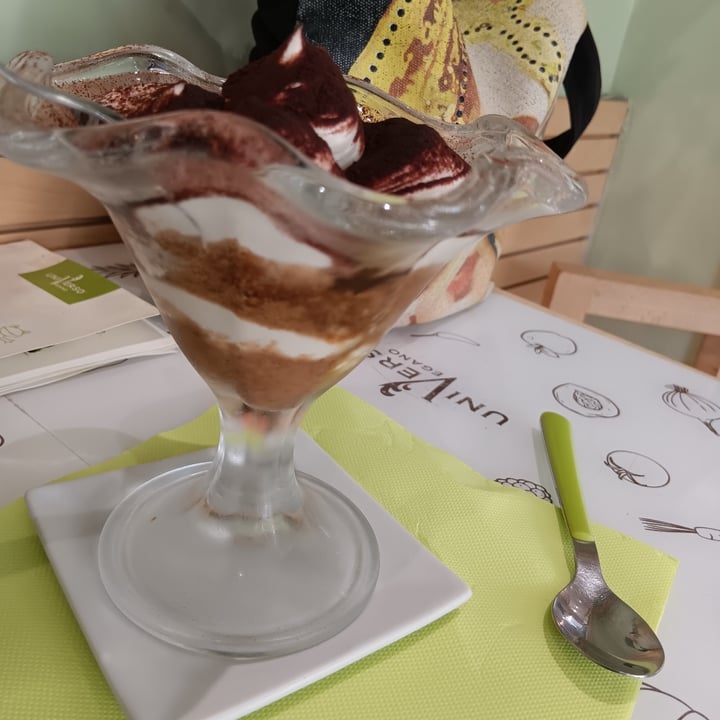 photo of Universo Vegano Tiramisù shared by @saraforks on  22 Nov 2023 - review