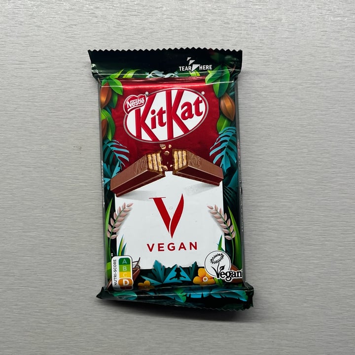 photo of Nestlé Kitkat Vegan shared by @risajanda on  13 Jan 2025 - review