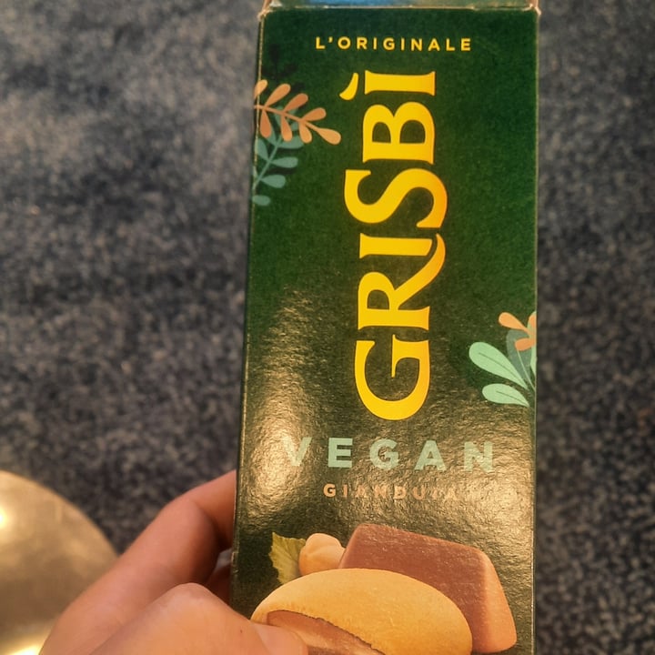 photo of Grisbí Vegan Gianduia shared by @simonelad on  18 Aug 2023 - review