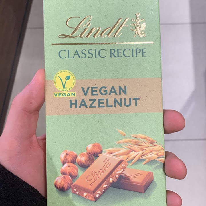 photo of Lindt Vegan Hazelnut shared by @mackphiller on  03 Feb 2024 - review