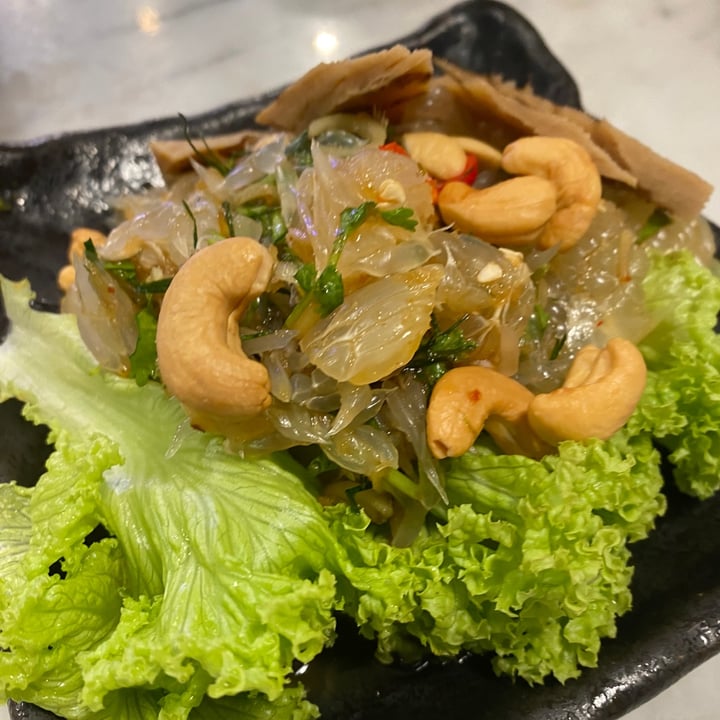 photo of Bangkok Jam pomelo salad shared by @brandon on  01 Oct 2023 - review