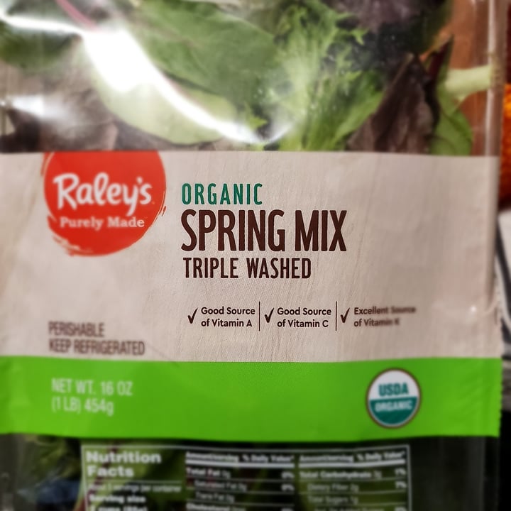 photo of Raley's Spring Mix Salad shared by @mikekenn on  26 Mar 2024 - review