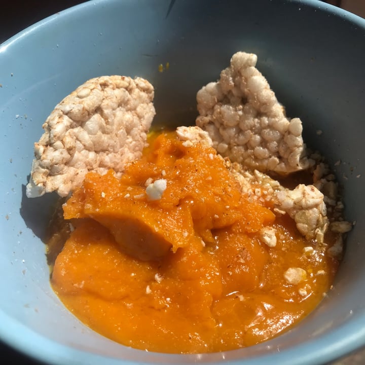 photo of Carrefour Classic Vellutata di Zucca e Carote shared by @strambajade on  23 Apr 2024 - review