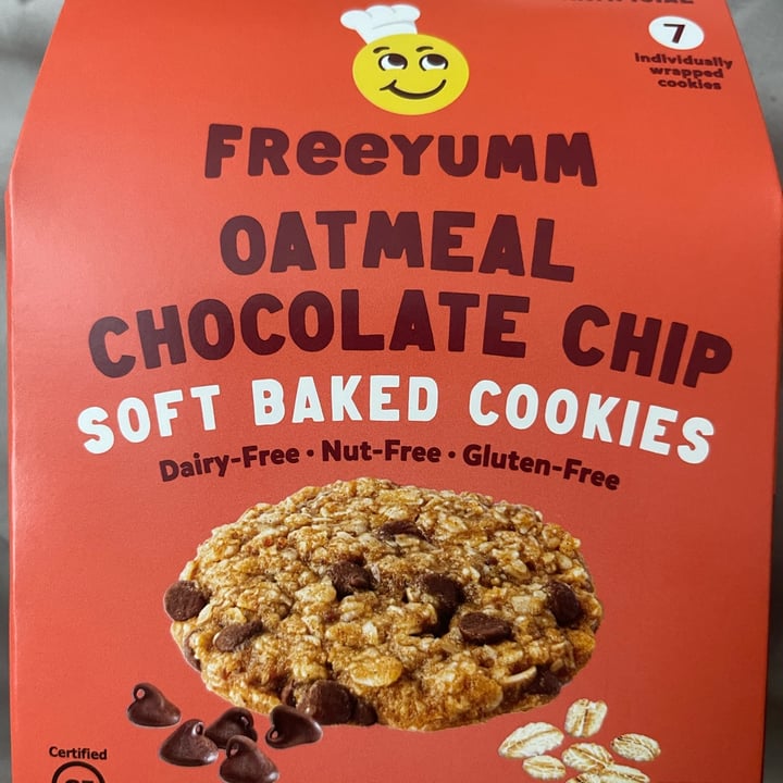 photo of Freeyumm Oatmeal chocolate chip soft bake cookies shared by @oliviaks on  27 Apr 2024 - review
