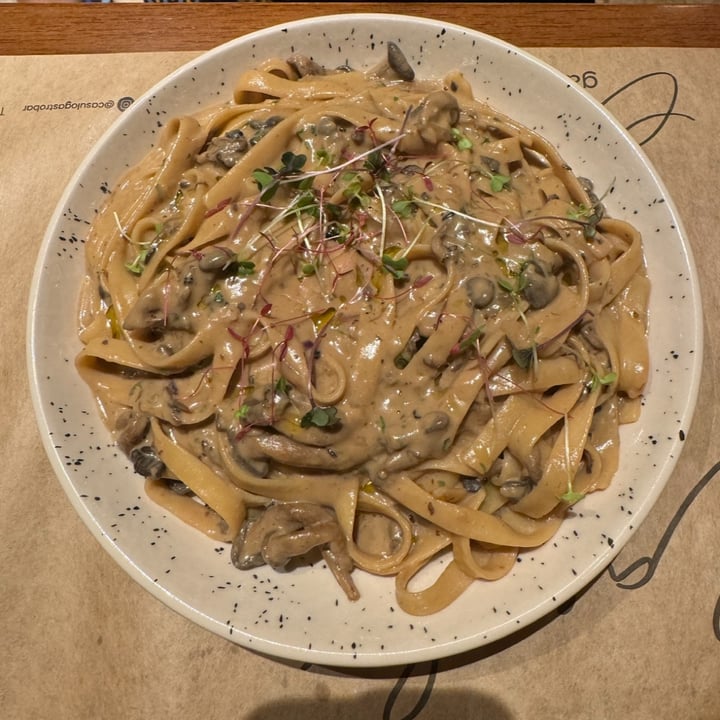 photo of Casulo Gastrobar Shimeji Trufado shared by @letsqr on  03 Nov 2024 - review