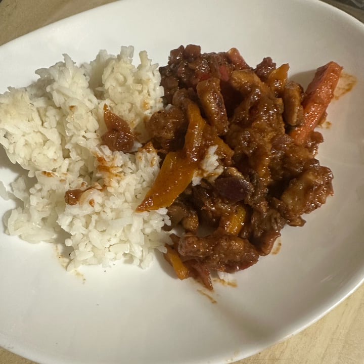photo of Vemondo Plant! No chicken pieces shared by @cassgloriaeats on  18 Mar 2025 - review