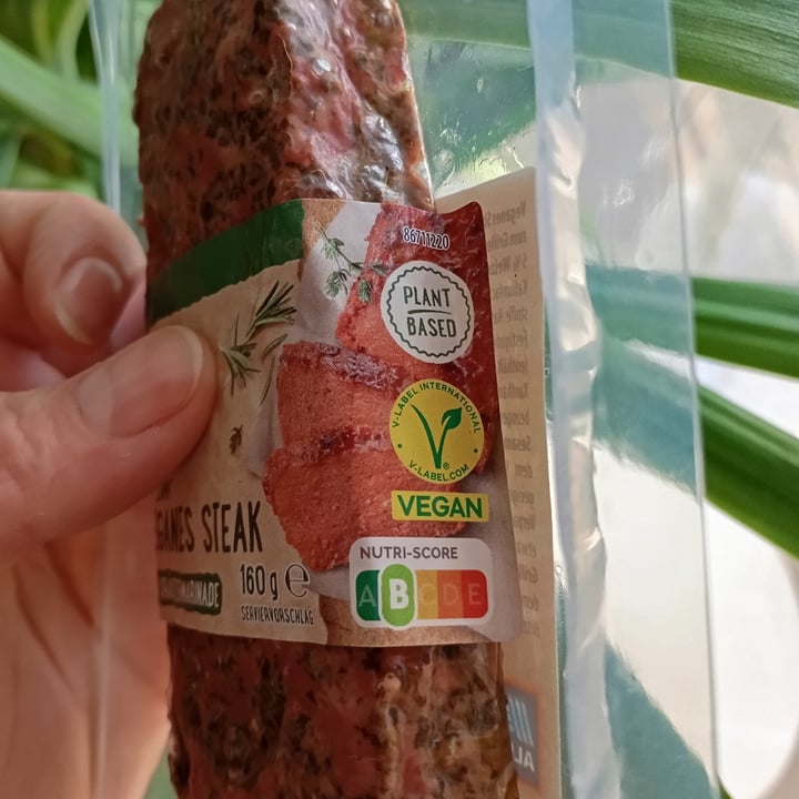 photo of MyVay Veganes Steak mit Kräutermarinade shared by @gwenda on  06 May 2024 - review