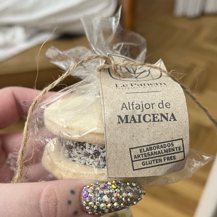 photo of Le Panem Alfajor de Maicena shared by @azaivegana on  04 Apr 2024 - review