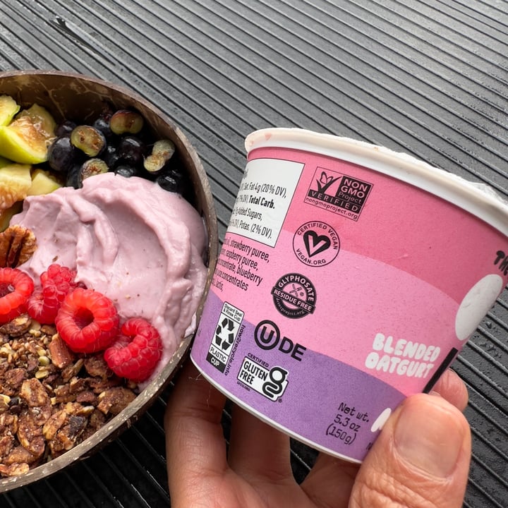 photo of Oatly Oatgurt Mixed Berry shared by @berryveganplanet on  21 Sep 2023 - review