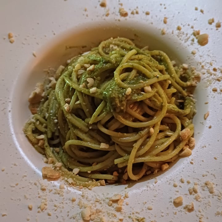 photo of Cibo Ristorante Vegano Spaghetti al pesto di cavolo nero e avocado shared by @miocillo0 on  23 Mar 2024 - review