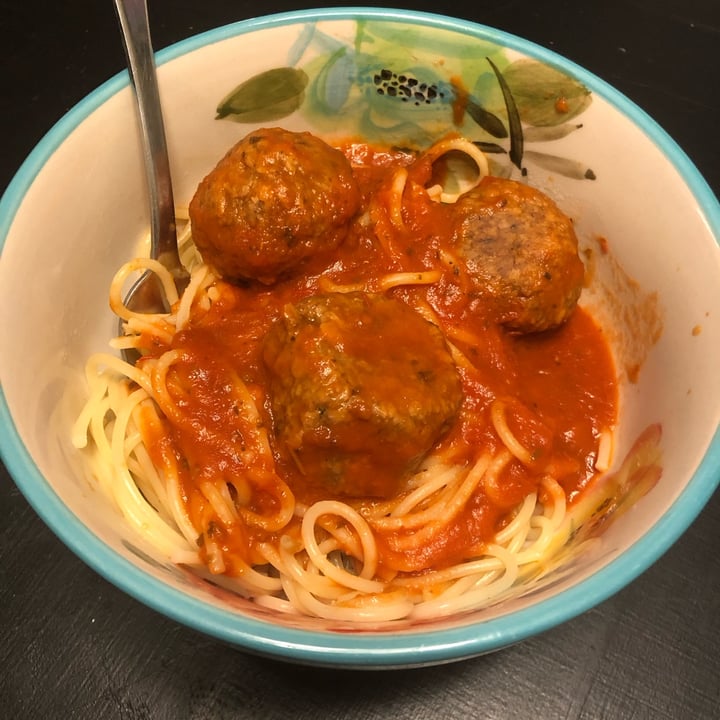 photo of Lightlife Smart Menu Plant Based Meatballs shared by @lindsaymcmindsay on  27 Nov 2023 - review