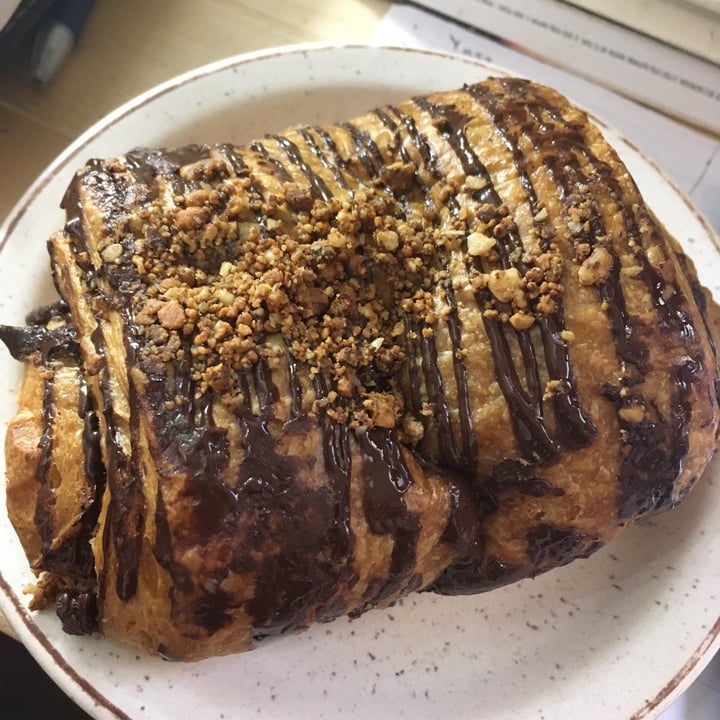 photo of Dolce Bakery Pain au Chocolat shared by @sylvacharm on  10 Apr 2024 - review